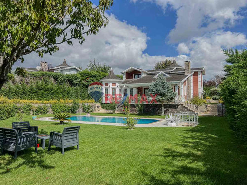 SILIVRI KAVAKLI SUN RISE SITESINDE MÜSTAKIL HAVUZLU SATILIK VİLLA