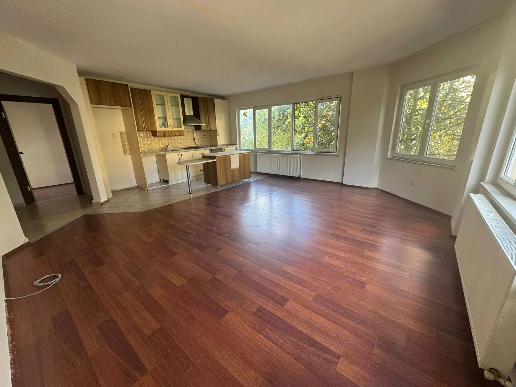 MEDYAKENT'TE 2+1 KİRALIK DAİRE - KOÇ ÜNİVERSİTESİ YAKINI!